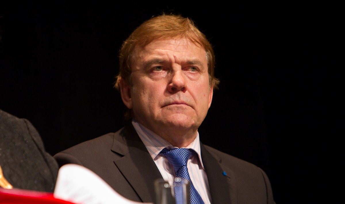Juhan Aare jõudis 2010. aastal Rahvaliidu esimees olla ainult mõne kuu.