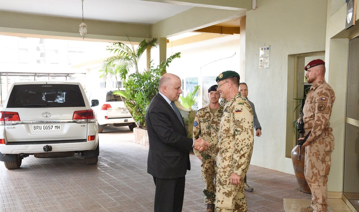 Kaitseminister Luik kohtus Mali kolleegi ning Euroopa Liidu ja ÜRO missioonide juhtidega