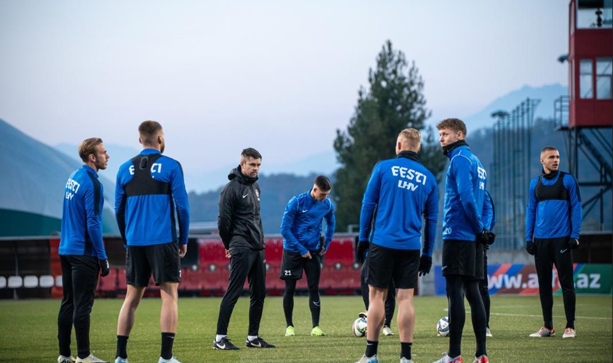 Eesti jalgpallikoondise treening.