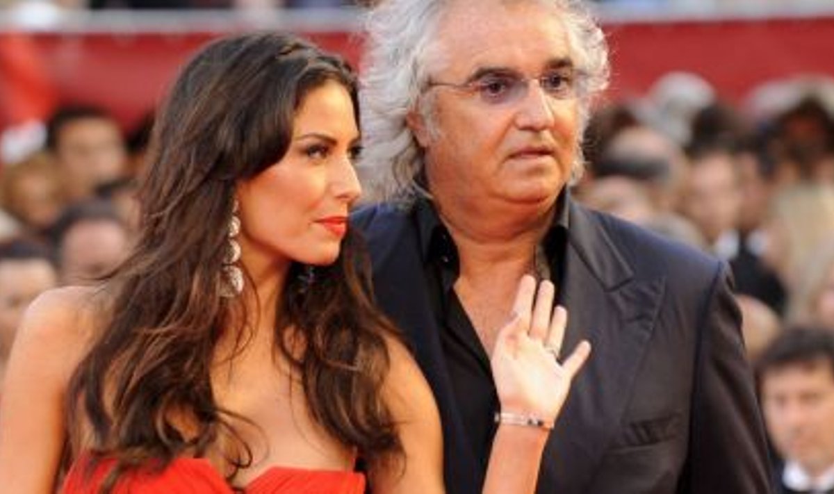 Flavio Briatore oma naisega