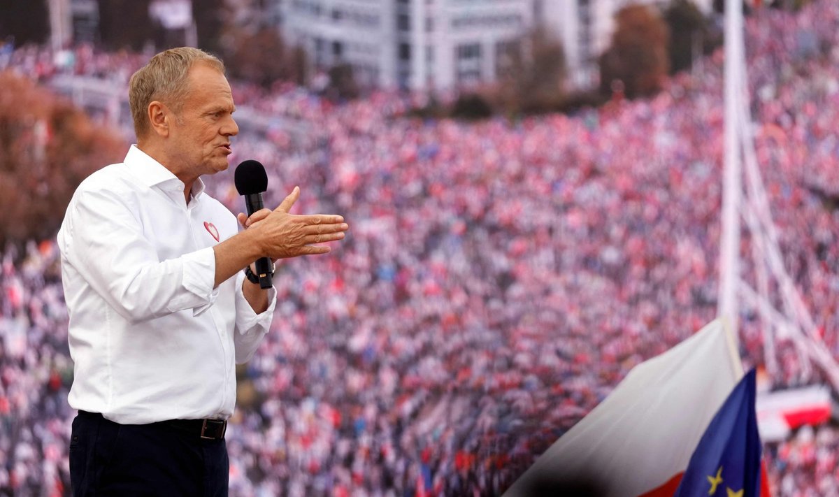 Poola praeguse peaministri Donald Tuski võimuletulekule eelnes aastatepikkune meeleavalduste laine, mis päädis kaks nädalat enne valimisi hiigelmarsiga Varssavis.
