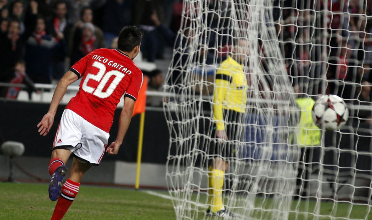 Benfica mängija Nicolas Gaitan on löönud värava