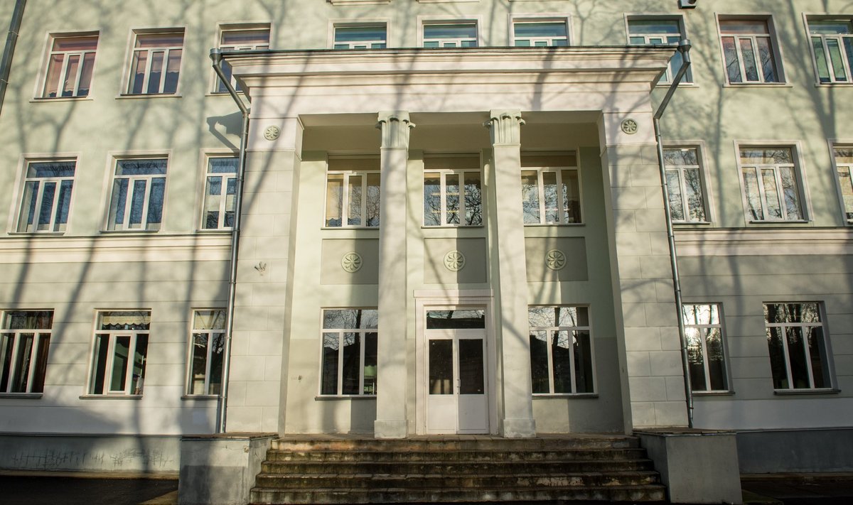 Нарвская Кренгольмская гимназия