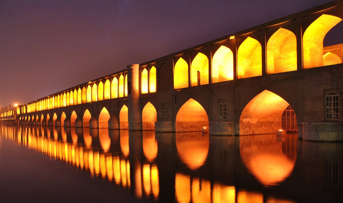 Sild Esfahanis, Iraani ühes kaunimas linnas