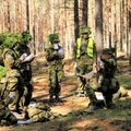 FOTOD | Ajateenijad panid värsked sõdurioskused metsas proovile