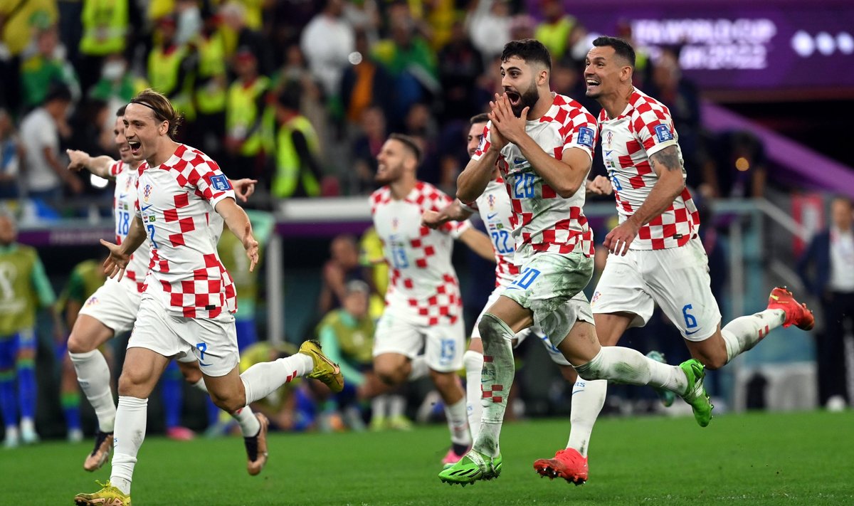  Horvaatia koondis tähistab võitu.
