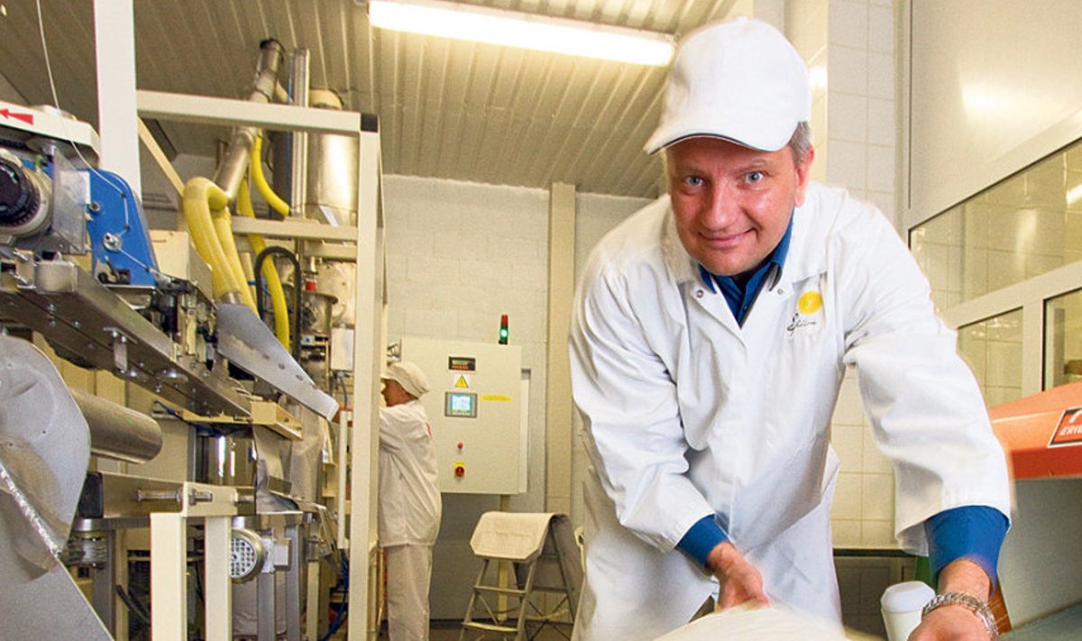 E-Piim ja Saaremaa Piimaühistu on kaks ühistut, kellele kuulub ka kombinaat. Piimandusühistu E-Piim juhatuse esimees ja tegevjuht  Jaanus Murakas leiab, et ainus efektiivne moodus põllumajandust edukalt arendada seisnebki ühistulises ärimudelis. 