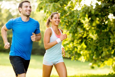 Jooksmine on tervislik, sest tugevdab teie südame - vereringesüsteemi ja aitab põletada rasvu