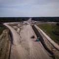 Спасет ли Rail Baltic дорожных строителей? Работников уже сокращают, технику продают