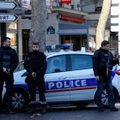 В Париже на железнодорожном вокзале мужчина напал с ножом на людей. Ранены три человека