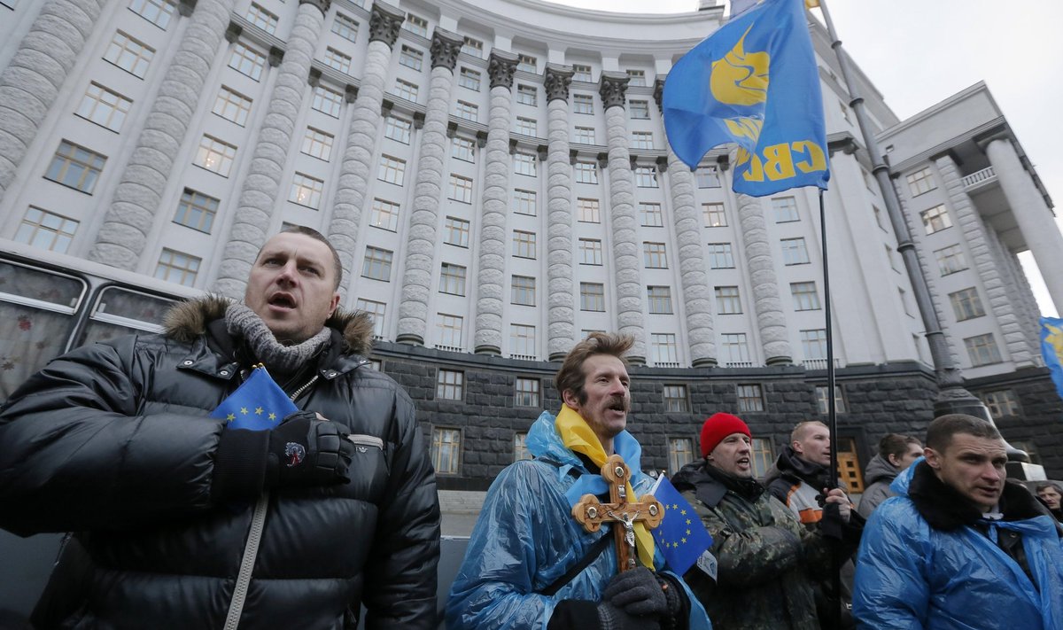 Meeleavaldajad Ukraina valitsuse ümber