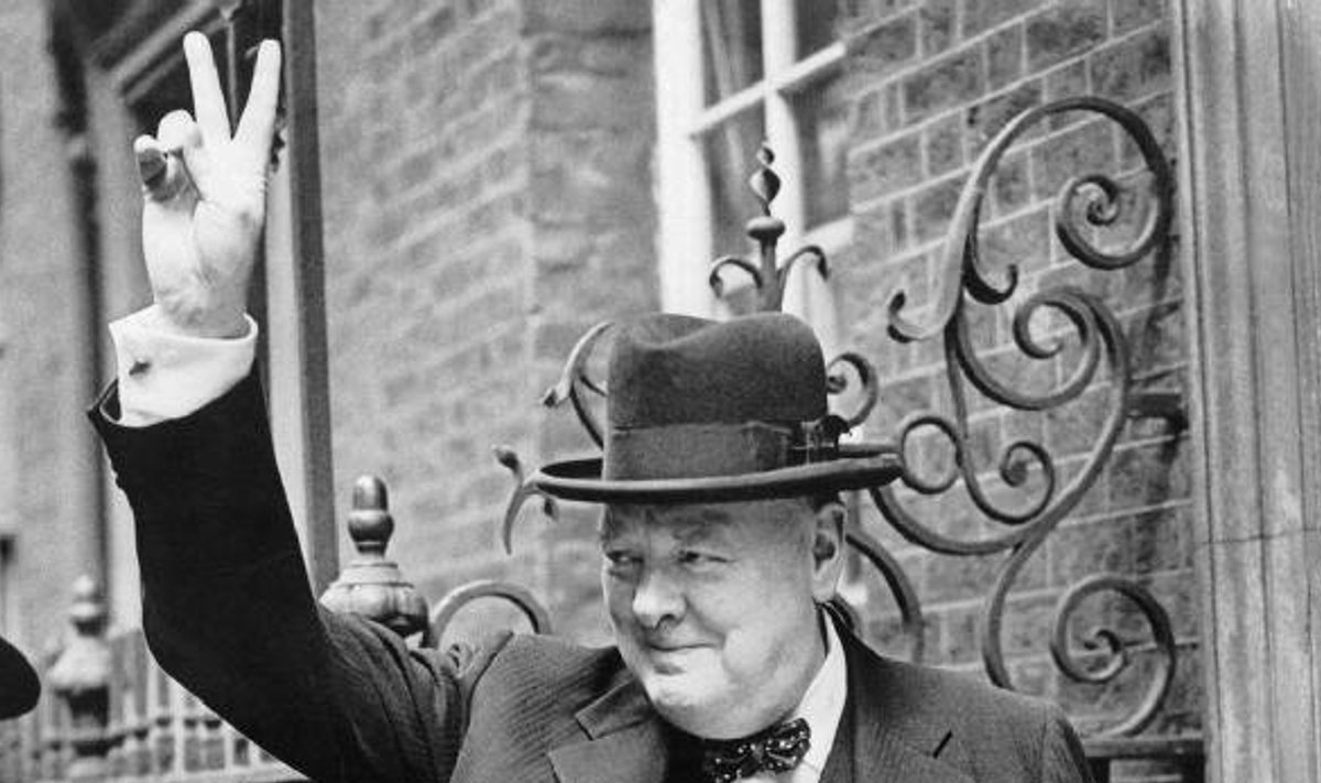 Winston Churchilli kuulus võidumärk.