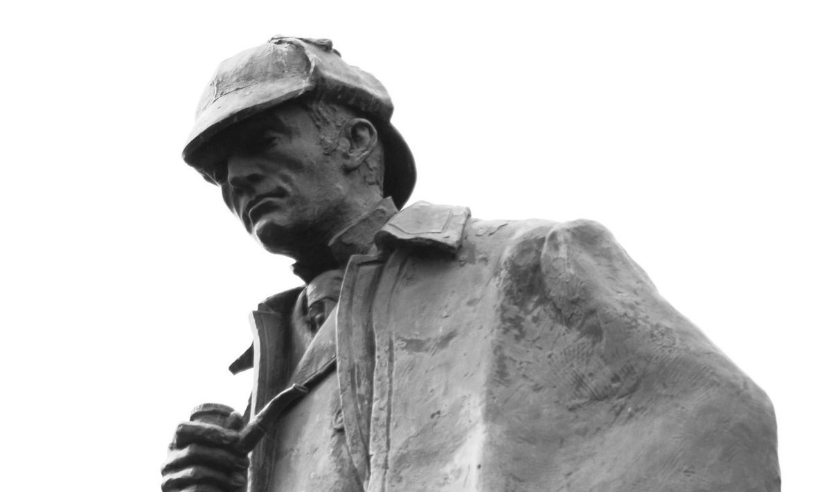 Sherlock Holmesi kuju Edinburghis, kus sündis Arthur Conan Doyle 