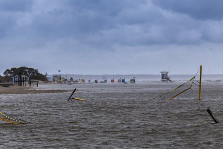 Sügistorm Pärnu rannas