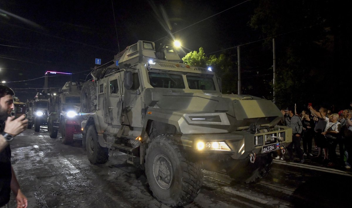 MÄNGUKANNIDEST ILMA? Kui Putin laseb Wagnerilt kogu rasketehnika kokku korjata, siis mis sellest Kremli rahastatud armeeharust üldse alles jääb?