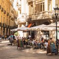 Почему рестораны Барселоны отказываются обслуживать обедающих в одиночку?