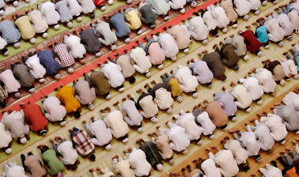 Osa muslimeid kipub paastu ajal salaja sööma. (Foto: AFP/Scanpix)
