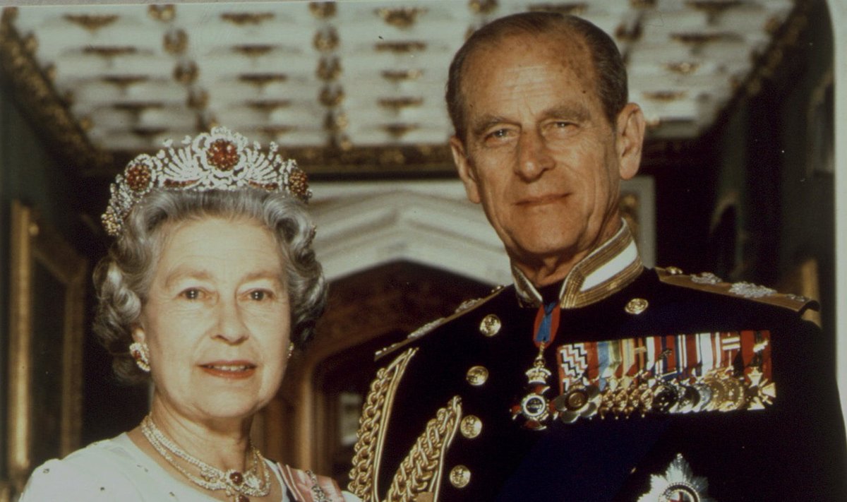 Муж елизаветы в молодости. Queen Elizabeth II and Prince Philip. Elizabeth 2 and Prince Philip.