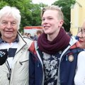 DELFI VIDEO | Ivo Linna koos "lastelastega" Vabaduse väljaku peol: ma olen õnnest uimane, et nad selle vanaisa rolli mulle pakkusid