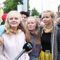 DELFI VIDEO | Noored omaalgatuslikul tantsupeol: hea on olla eestlane ja külm meil küll ei ole!