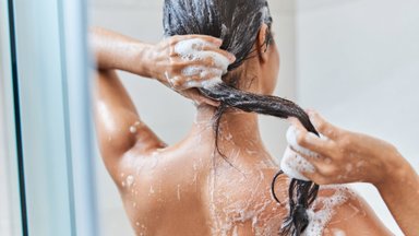 Что будет, если вы перестанете мыть голову шампунем: объясняет эксперт