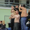 Bosnia juhendaja ja mängija nõudsid Eesti treenerilt vihaselt selgitust, miks too neid alandas