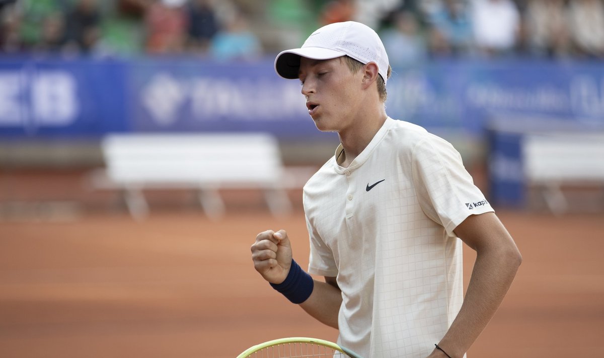 18-aastane Markus Mölder alustas US Openi noorteturniiri võidukalt.