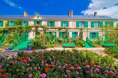 Claude Monet' maja ja aed.