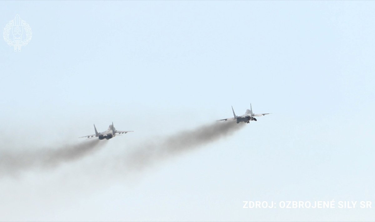 Slovakkia üle antud MIG-29 lennukid kuulutavad eelseisvat võitu.