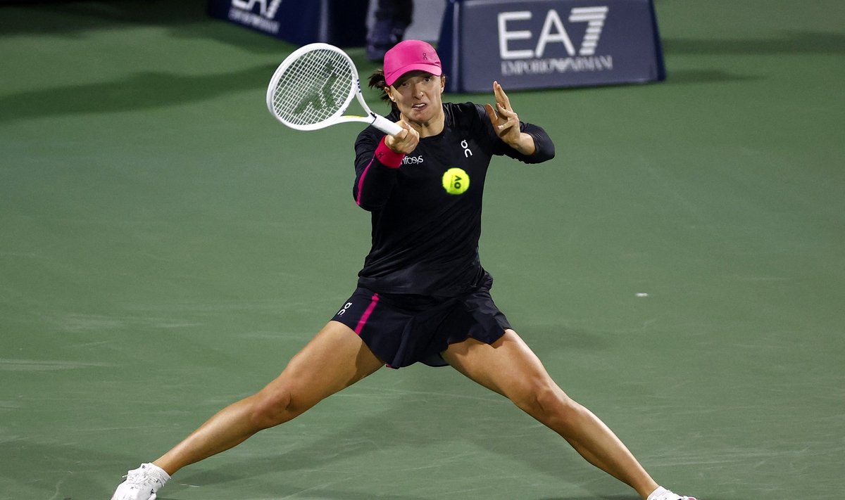 Swiateki võidumarss jätkus Dubai WTA turniiri veerandfinaalis.