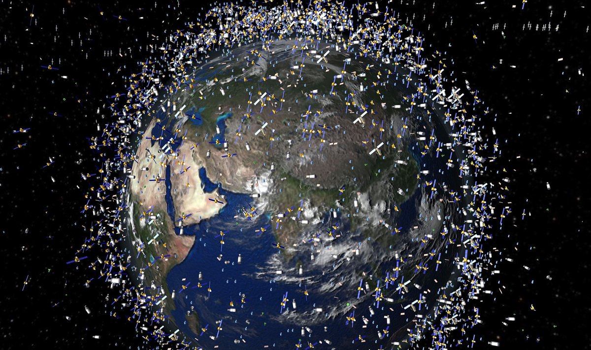 Euroopa kosmoseagentuuri arvutigraafika kujutab kõiki Maa orbiidil tiirlevaid satelliite ja ka prügi.