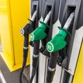 Заправки снизили цены на топливо