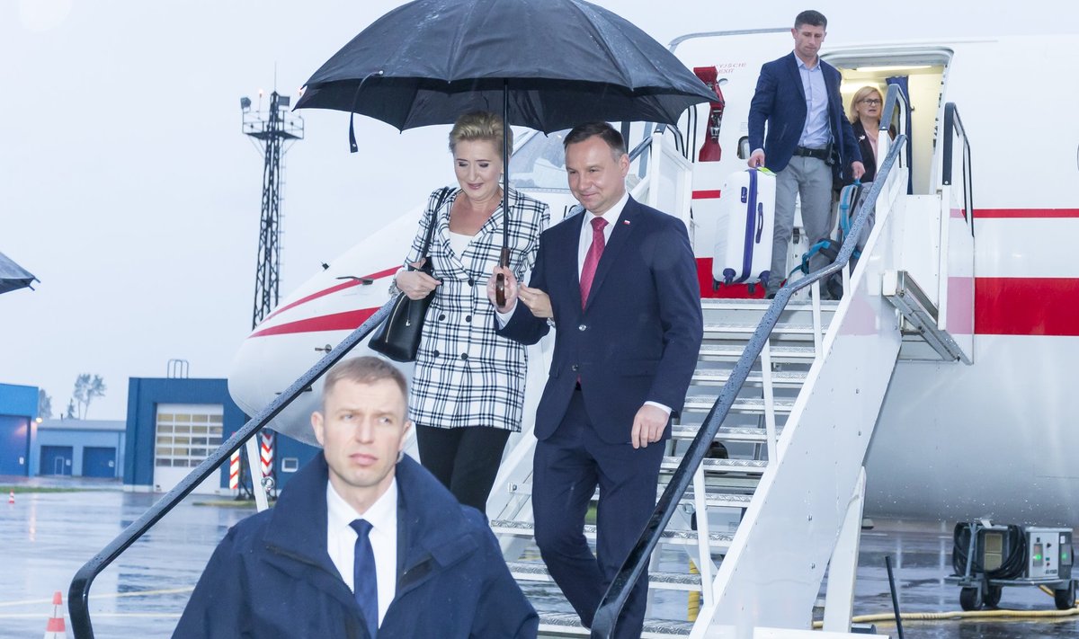 Poola president Andrzej Duda saabus Tartusse