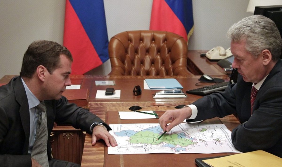 Medvedev ja Sobjanin