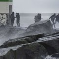 VÕIMSAD FOTOD: Euroopa võitleb hävitusliku tormiga, Rootsi lõunaosas peatati rongiliiklus