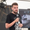 VIDEO | Koomik Sander Õigus lajatab Eestist lahkunud noortele: oled Eesti inimene, vannud, sõimad valitsust, aga ära ei lähe!