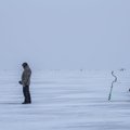 С завтрашнего дня разрешен выход на лед Псковского и Теплого озер