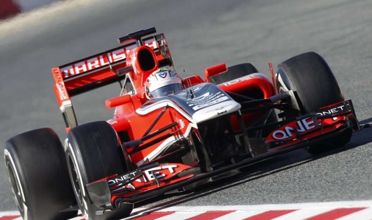 Marussia F1 auto Kataloonia ringraja testisõidul, roolis Charles Pic