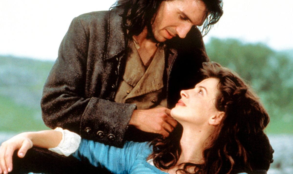 1992. aasta filmis mängib Catherine’i Juliette Binoche ja Heathcliffi Ralph Fiennes.