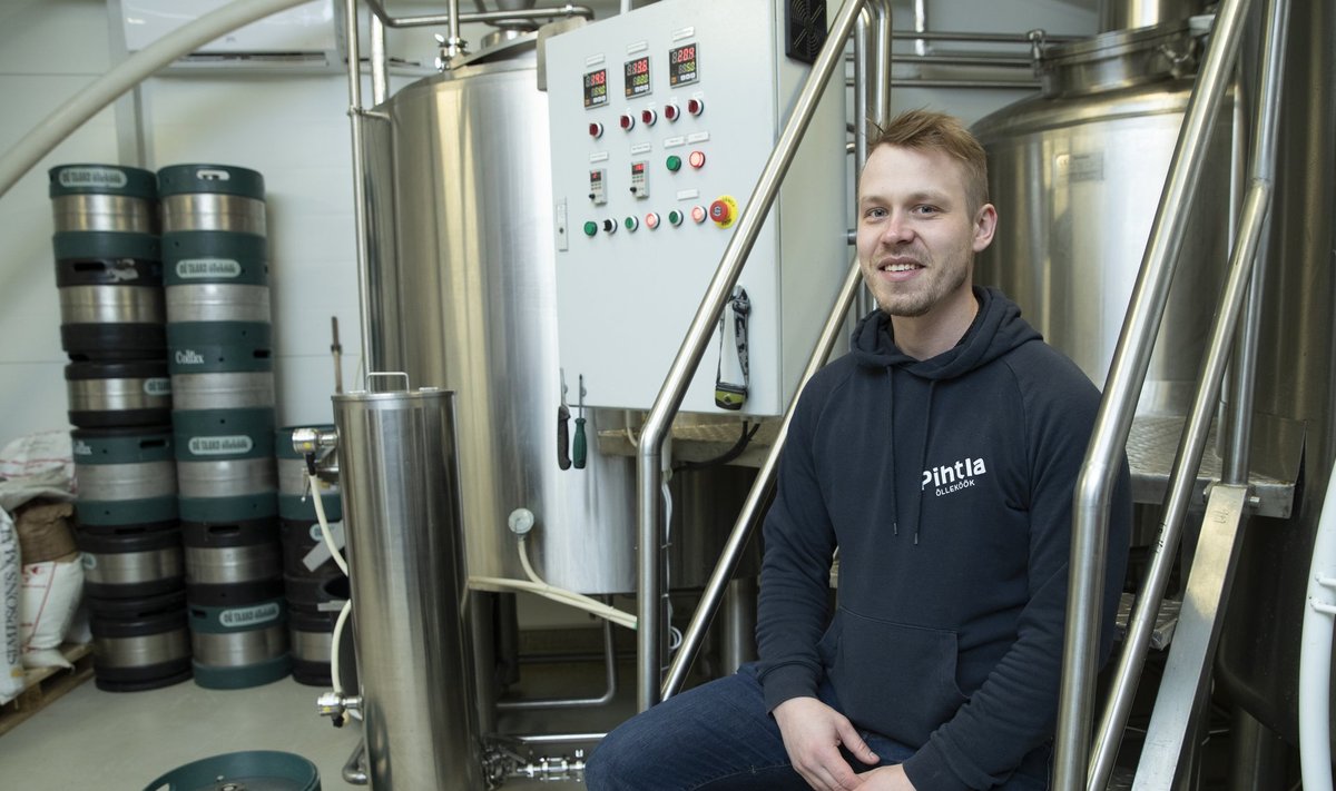 1990. aasta lõpus loodud Pihtla õlleköögi pruulmeister on praegu Alo Väli, kes ameti 2013. aastal oma onu Arvet Välilt üle võttis.