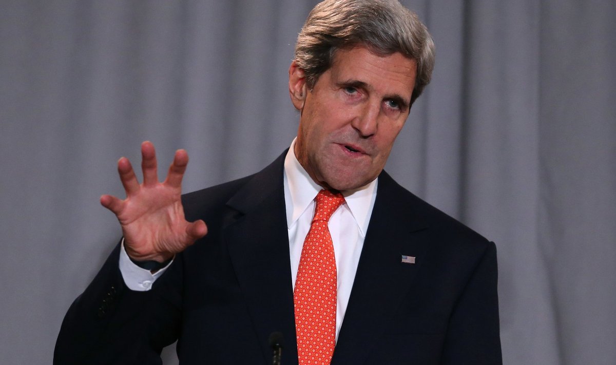 John Kerry Discusses Nuclear Weapons At Ploughshares Fund Gala