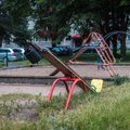 Postimees: Tallinna pargis pakkus poolalasti mees lastele kommi