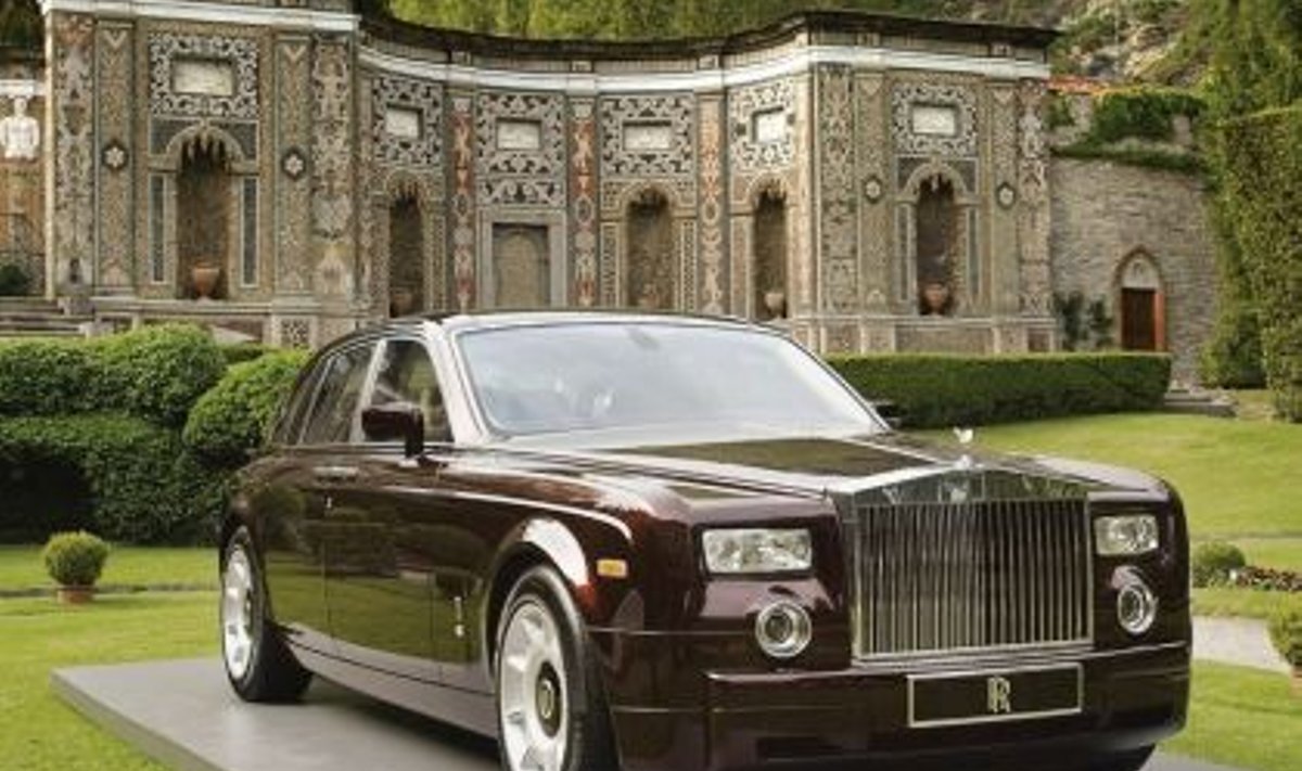 Rolls-Royce Phantom on kinkide kink