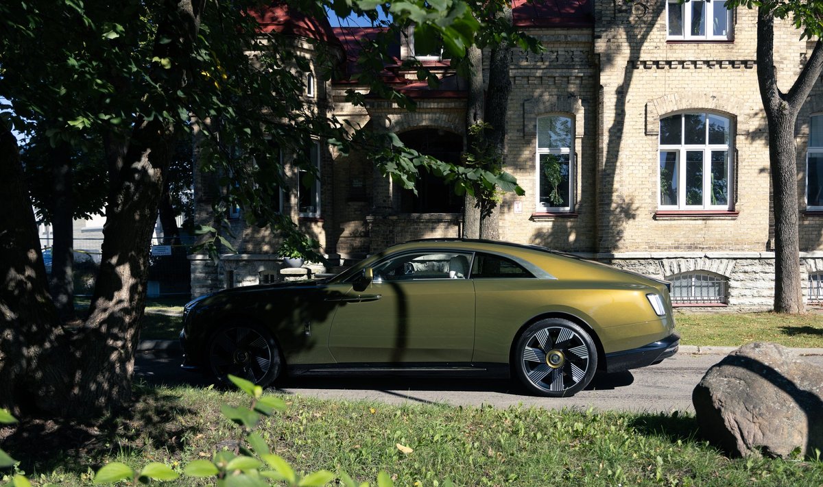 Rolls-Royce Spectre