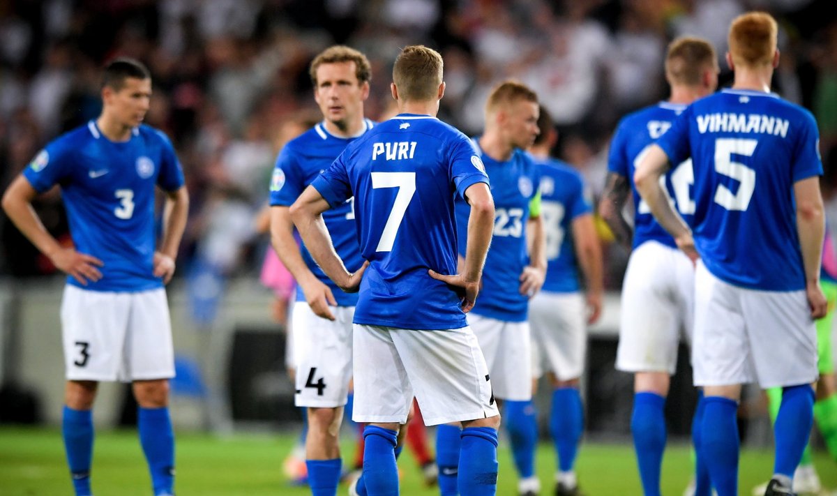 Eesti jalgpallurid pärast kaotust Saksamaale