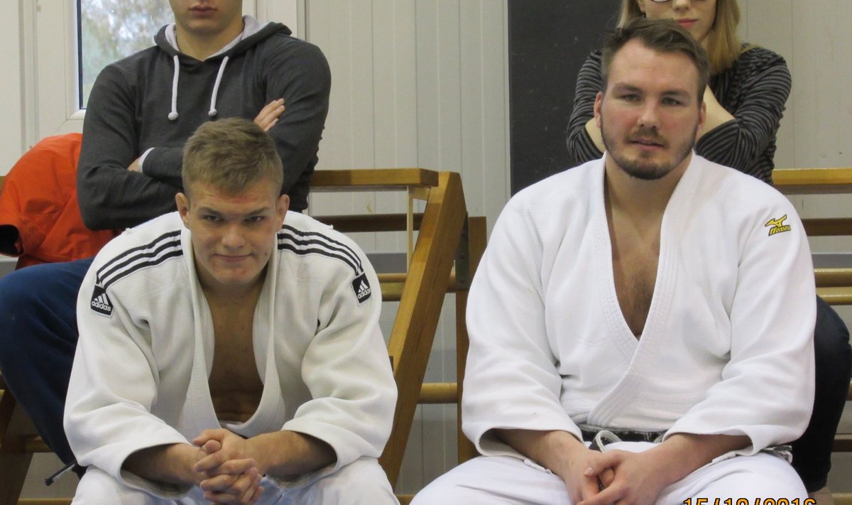 Üliõpilasmeistrid Juhan Mettis (paremal) ja Mattias Kuusik