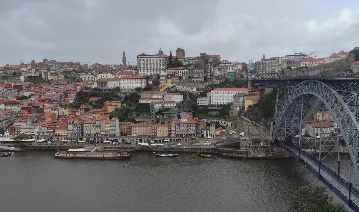 Portole annavad erilise võlu jõgi ja rand.