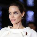 FOTO: Angelina demonstreeris laitmatut elegantsi