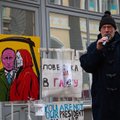 ФОТО | Митинг перед посольством РФ в Таллинне: протестующие требовали провести трибунал над Путиным