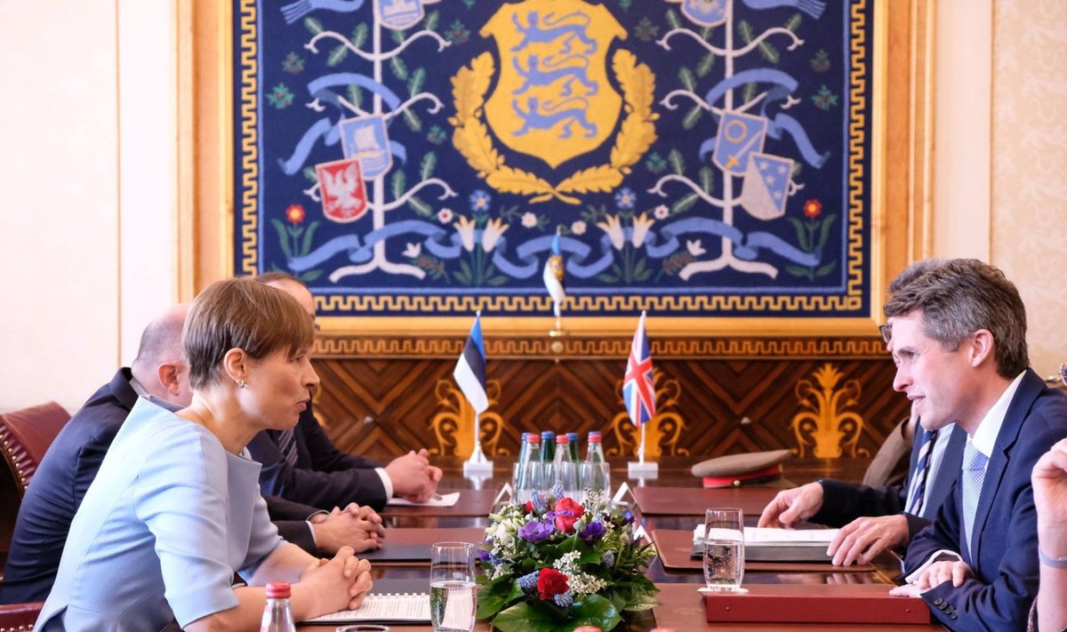 President Kersti Kaljulaid kohtus täna Kadriorus Ühendkuningriigi kaitseministri Gavin Williamsoniga